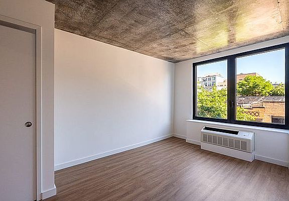 4th image of 222 Johnson Ave #3T