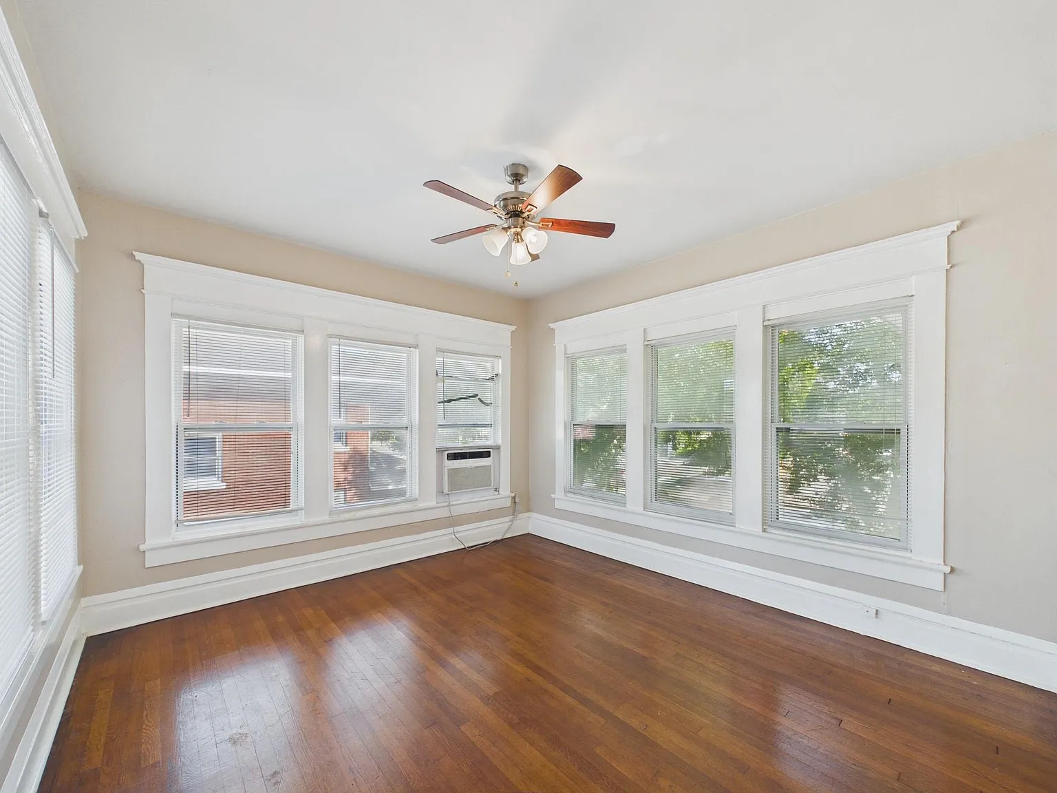 1 bed, 1.0 bath, 680 sqft, $1,400 — Photo 3