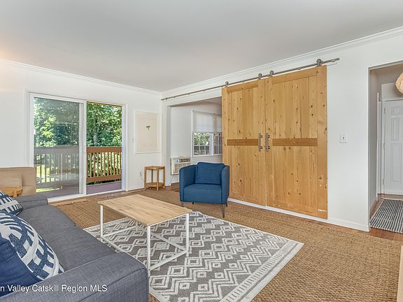 4th image of 28-1 Huguenot Street