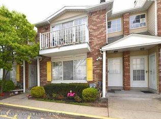 86 Saturn Ln #A, Staten Island, NY 10314