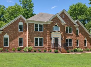 3208 Thoroughbred Dr, Hermitage, TN 37076