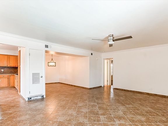 5th image of 8058 Broadway #243S