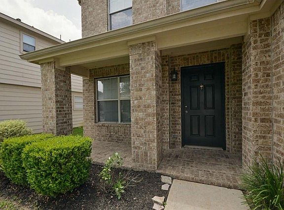 3rd image of 8122 Stonemount Ct