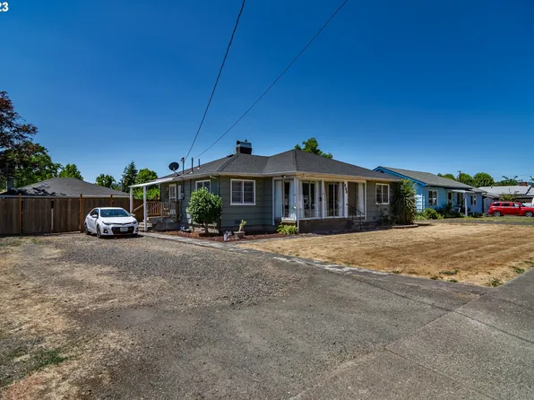 280 NW Division St, Winston, OR 97496