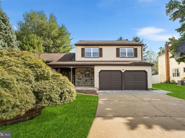 48 Lakeview Dr, Cherry Hill, NJ 08003