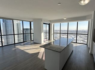 2910 Highway 7 Rd #3002, Vaughan, ON L4K0H8