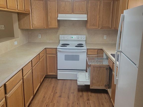 3rd image of 2308 Pheasant Ln