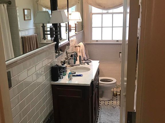 3rd image of 2039 Murray Ave #2