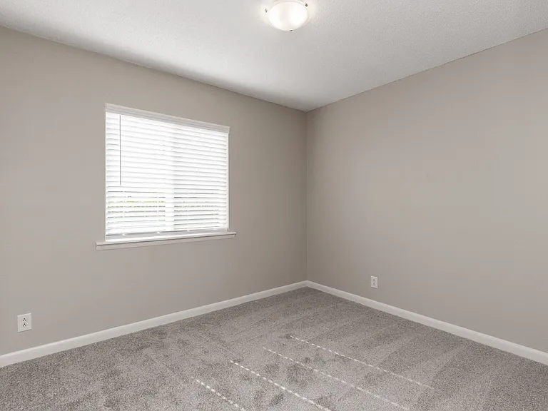 Northwoods Apartments — Photo 16