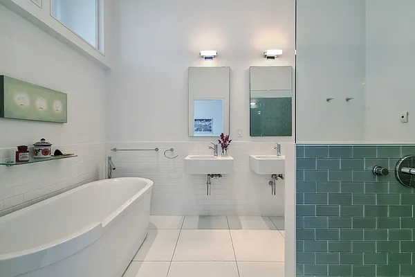 Rented by Corcoran | media 19