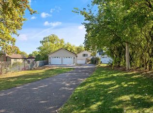 2478 Hamline Ave N, Roseville, MN 55113