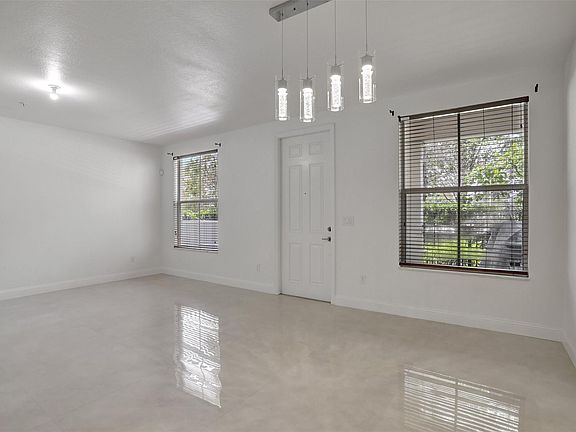 5th image of 4728 Acadian Trail #4728