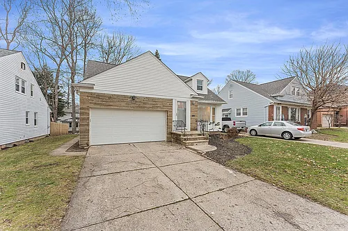 23815 Woodway Rd Photo 1