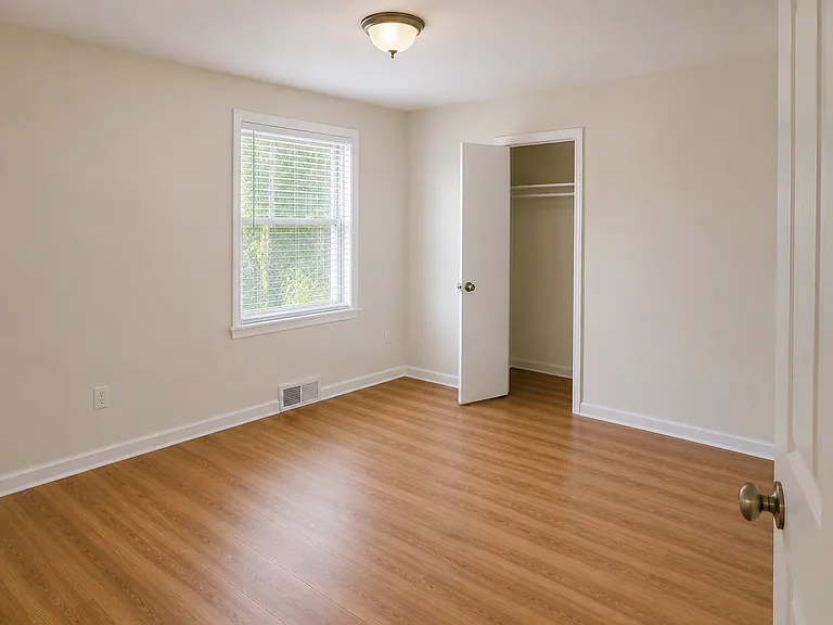 4357 Ingleside Rd — Photo 9