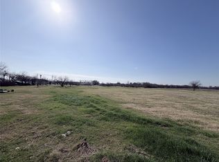 1 Lakewood Dr, Whitney, TX 76692