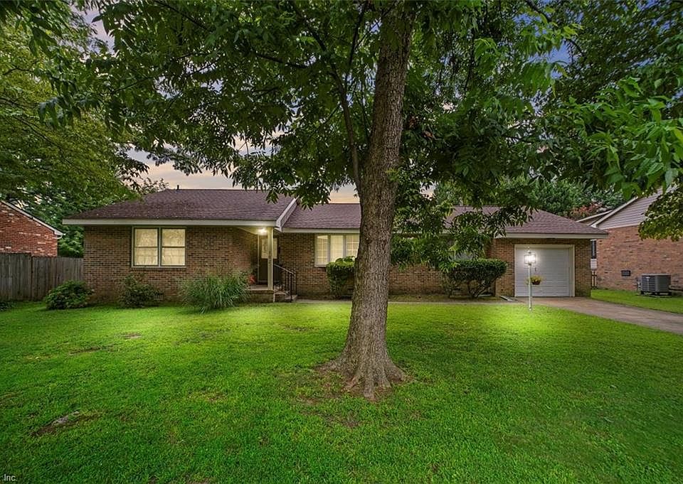 1st image of 180 Cabell Dr