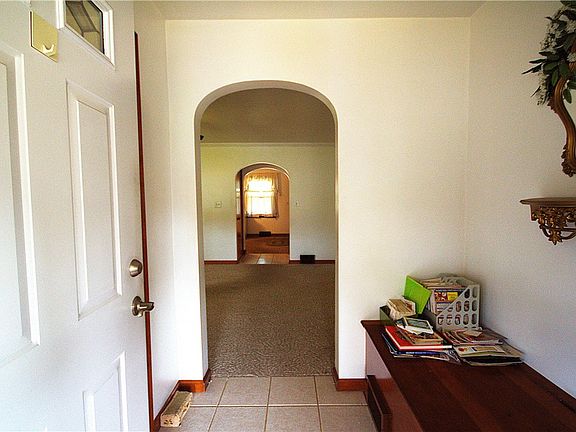2nd image of 966 Morgan St