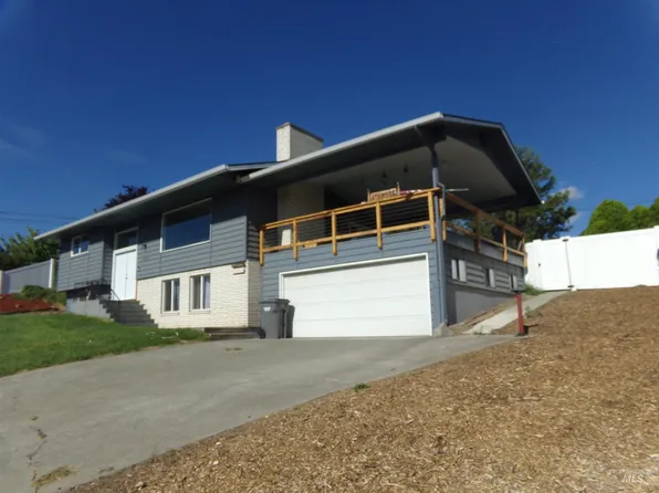 753 20th Ave, Clarkston, WA 99403