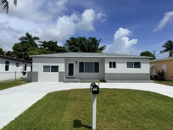 1465 NE 118th St, Miami, FL 33161