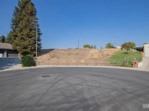 6236 Ridgetop Ter, Bakersfield, CA 93306