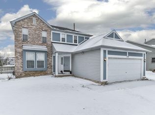 1229 Hackberry Ct, Elgin, IL 60120