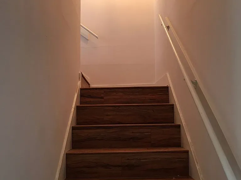 4252 Woodlawn Ave — Photo 7