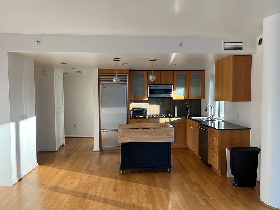 1st image of 333 1st St Unit N804