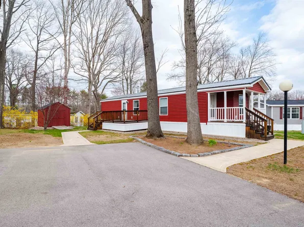 7 S Dewberry Lane, Rochester, NH 03867