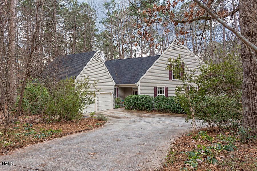 1st image of 103 Priestly Creek Dr