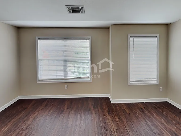 6903 Grand Hickory Dr — Photo 8