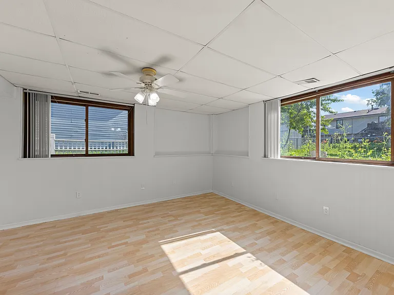 219 Kedvale Ct — Photo 17