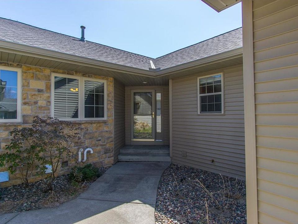1st image of 5565 129th Dr N
