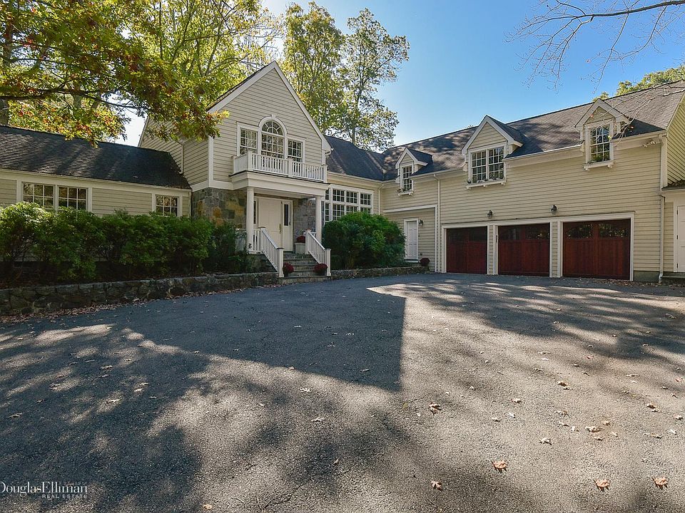 1st image of 114 Marcourt Dr