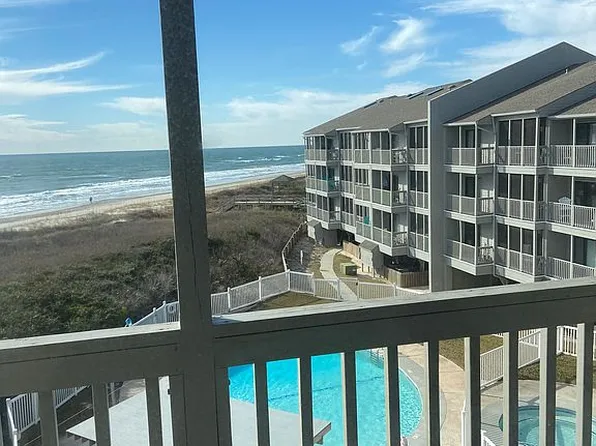 2111 W Fort Macon Rd #333, Atlantic Beach, NC 28512