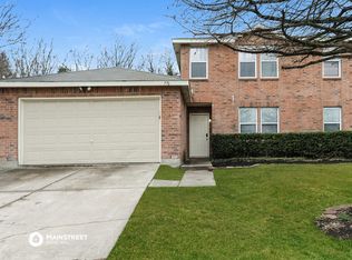 932 Brooks Dr, Cedar Hill, TX 75104