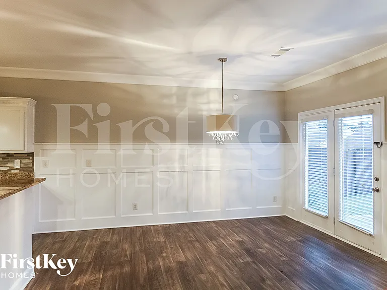 2071 Lily Valley Dr — Photo 4