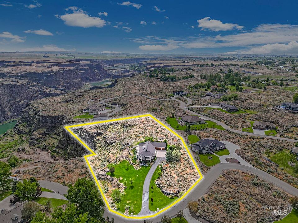 1st image of 4118 Hidden Lakes Dr