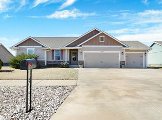 8754 S Kelliann Way, Manhattan, KS 66502