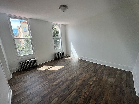 2nd image of 573 Evergreen Ave Floor 2