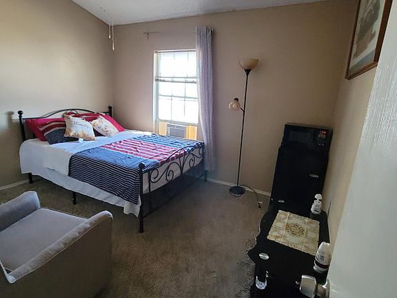 3rd image of 219 Seegers Dr