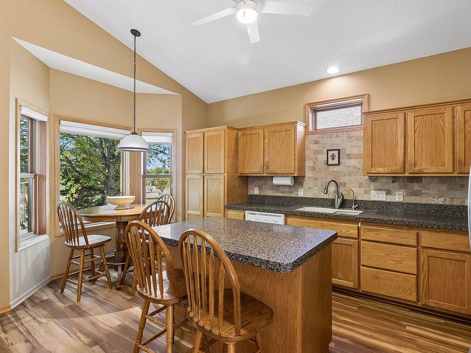 1st image of 724 Gilfillan Ln