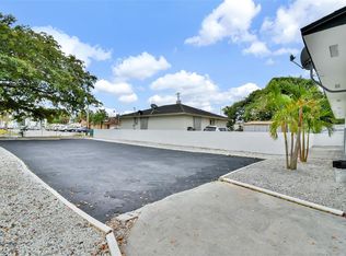 7090 NW 17th Ave, Miami, FL 33147