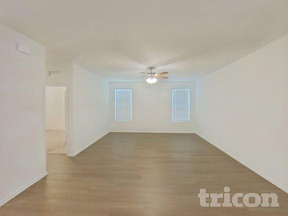 2nd image of 2415 Carlow Ln