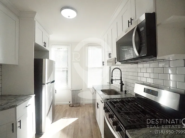 513 26th St #1 — Photo 7