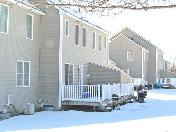 5th image of 214 Cardigan Dr Unit C