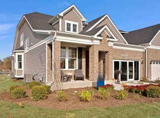 1421 Preserve Dr #18, Carol Stream, IL 60188