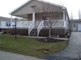 4264 Canalside Dr, Palmyra, NY 14522