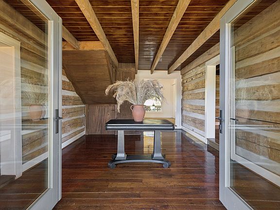 5th image of 2060 Old Hillsboro Rd