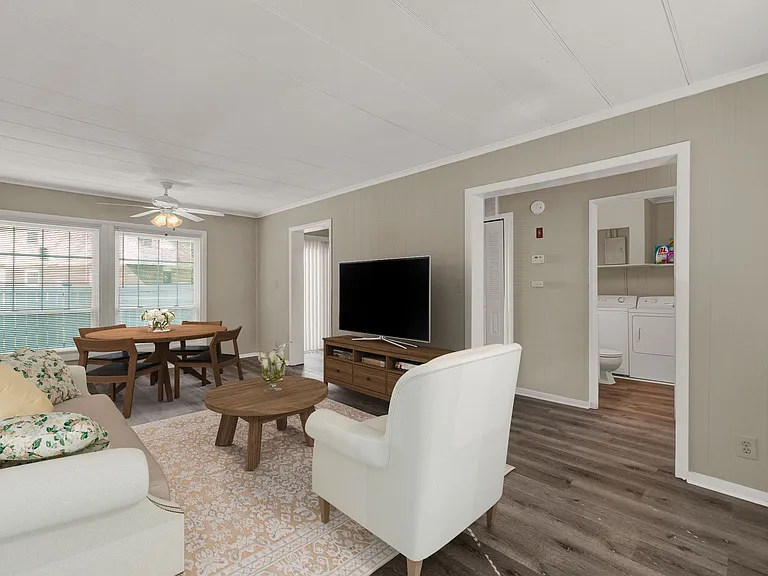 Allendale Apartments — Photo 6