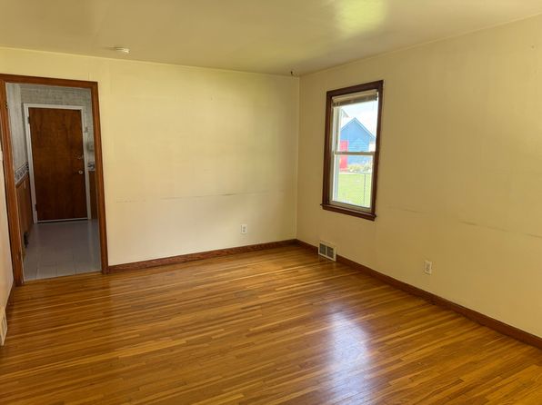 2414 Michigan Ave #1